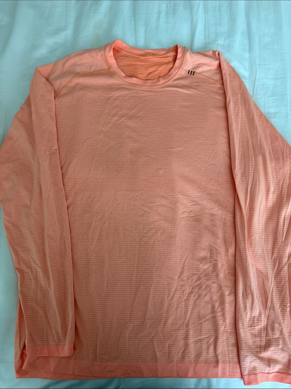 lululemon athletica Men's Long-Sleeve Crew in Coral Peach